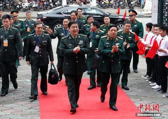 328磬Խα߾߲Խϱ߾ɽоѺ̸ᣬйȫԽϹ๲ͬϯ μ 