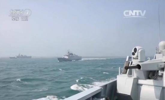 多艘056轻护舰反潜演练