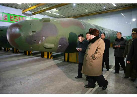 2016年3月9日，金正恩视察朝鲜洲际导弹。