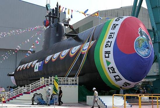 资料图:韩国孙元一级柴电AIP潜艇下水