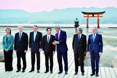 10日,七国外长在日本广岛参加G7外长会议期间参观严岛神社