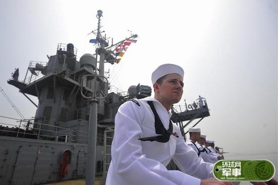 ����ͼ�������������߽����콢�����롱������ָ�ӽ�ʻ���Ϻ�