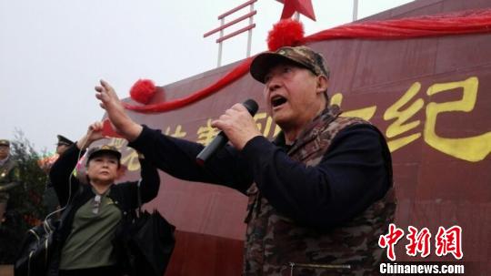 武爱奎是一位身患重病的老兵，为让8名山西籍烈士魂归故里费尽周折，如今英烈终于魂归故里，了却了他多年的心愿。