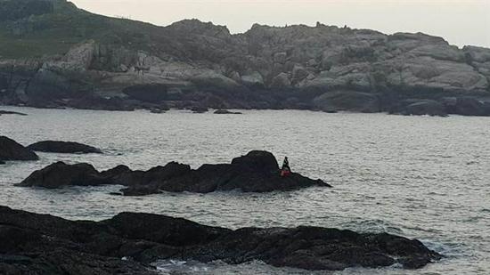 距离金门72海里的乌丘,有大丘、小丘两座小岛(图片来自“中时电子报”,台“海巡署”提供)