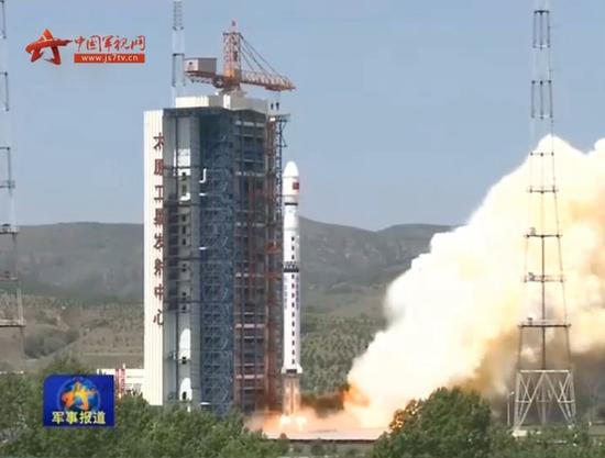 长征四号火箭搭载2颗乌拉圭卫星升空