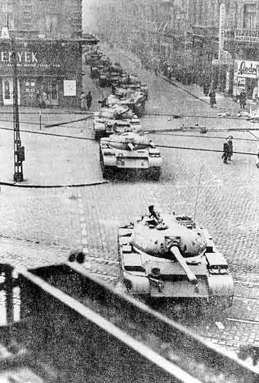 匈牙利十月事件中出动的苏军坦克