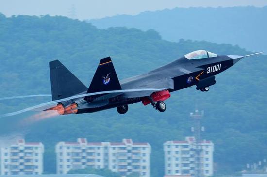 资料图:枭龙、歼31等战机使用中推涡扇发动机