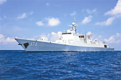 南海舰队052D神盾舰陌生海域演练