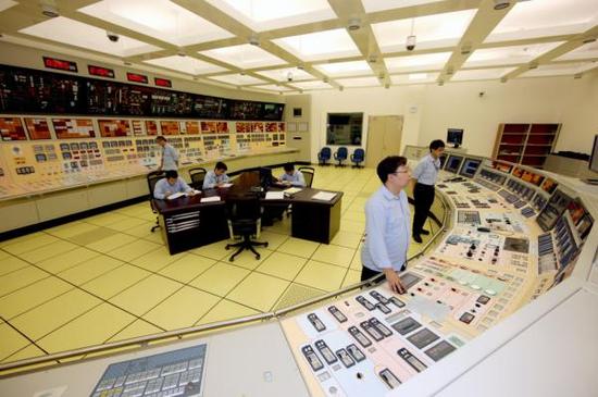 �ҹ�ĳ�˵�վ�������ң�����ͼ��