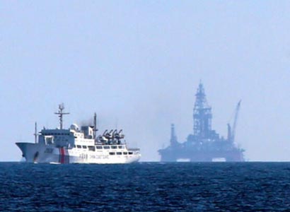 中国执法船在南海西沙维权画面 资料图