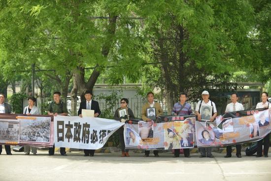 二战中国遇难劳工家属抗议