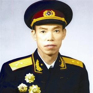 梁兴初 资料图