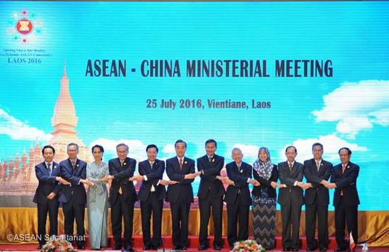 资料图：7月25日，中国和东盟国家外交部长在老挝万象举行会晤并发布联合声明