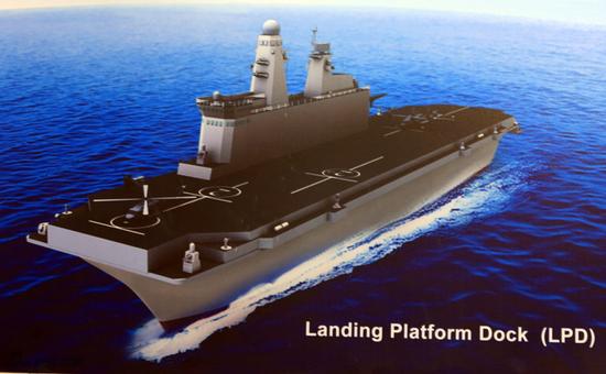 2013年兰卡威航展，中国参展方再度带来了国产平甲板型两栖攻击舰模型