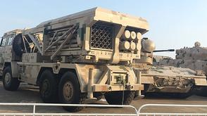 边走边看参展陆战装备