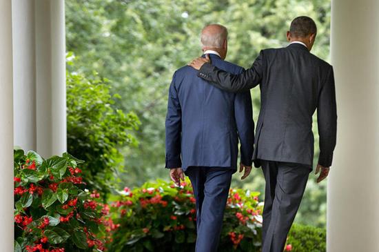 奥巴马和副总统拜登