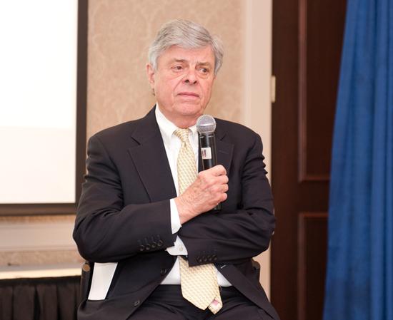 1996年至1999年,克林顿政府期间,尚慕杰曾出任美国驻华大使(资料图)