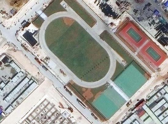 资料图:永暑礁造岛后新添了标准运动场