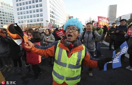 ����ʱ��2016��12��9�գ������׶�����������ͶƱ����ͨ����ͳ���Ȼݵ����������ڻ�����ף��