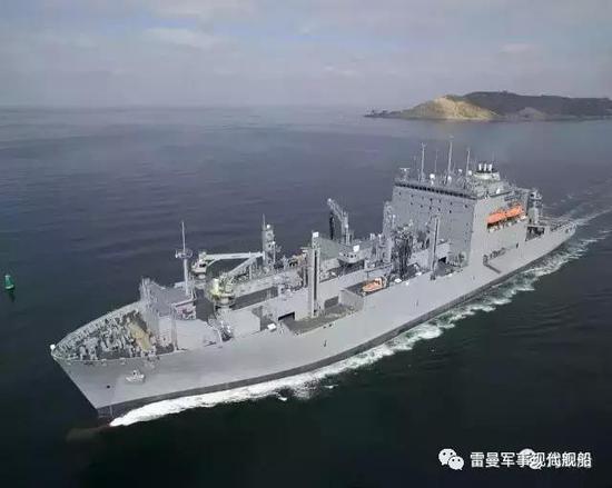 刘易斯与克拉克级干货弹药船(AKE)