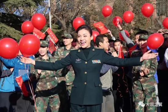 ��˼˼�ݳ�����һ�̡�