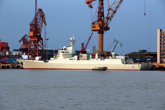 我军去年接收新舰15万吨今年所有舰队将装备052d舰 中国 052d舰 中国海军 新浪军事 新浪网