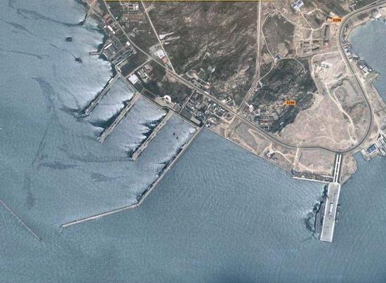中国航母码头的卫星照片
