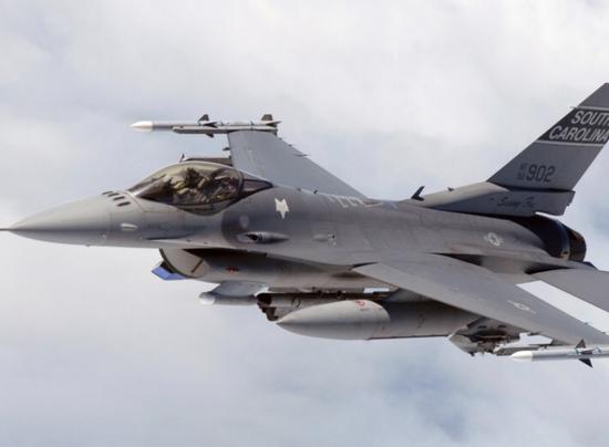 F16战机