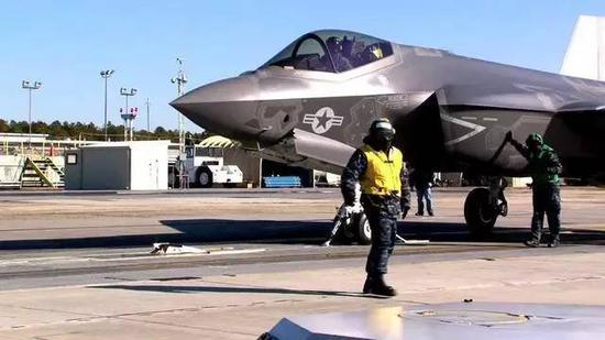 F-35C将在“福特”级上实现电磁弹射起飞