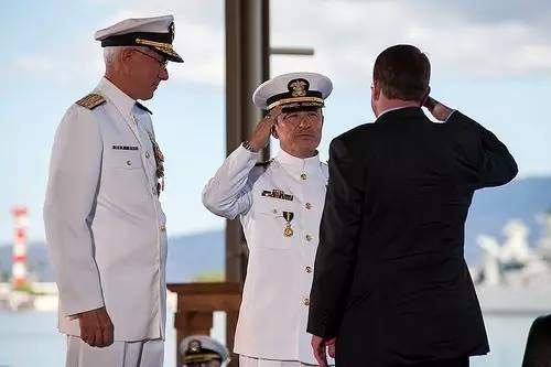 资料图：2015年5月27日，哈里斯接任美国第24任太平洋战区司令。