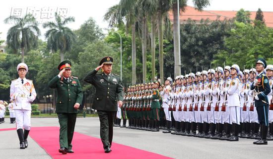 �ⴺ��Ϊ���������л�ӭ��ʽ������ͬ����Խ�������̶ӡ�����ΰ ��