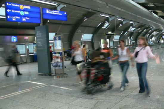 图为法兰克福机场(图片来源:台湾联合新闻网)