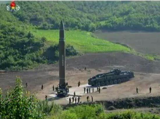 朝鲜火星-14导弹（图片来源：朝鲜中央电视台）