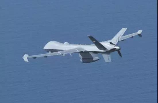 MQ-9B可在海上长时间追踪潜艇