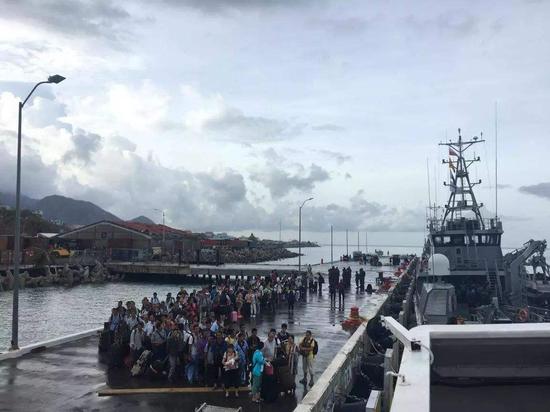 加勒比岛国多米尼克遭受飓风重创,我国及时转移受灾同胞。