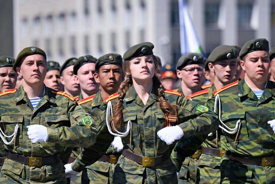 俄罗斯2017年征召义务兵逾13万人 相较去年减