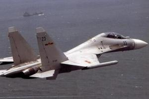 FC31战机试飞曾遇飞行员开加力硬着陆 致起落