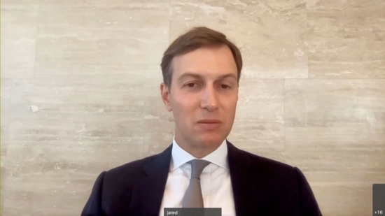 特朗普女婿库什纳表述证词（图源：CNN）