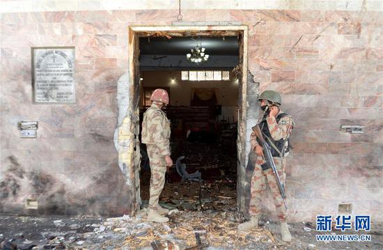 2017��12��17�գ�ʿ���ڰͻ�˹̹�������Ϯ������ִ�ڡ��ͻ�˹̹���ϲ���·֧ʡ�׸�����һ������17����Ϯ���ֳ�������ը�ͼ��ҽ�����������8���������»��� ͼ��