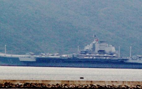 辽宁舰疑似曝光在南海最新照