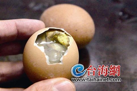 漳州4岁女孩每天吃鸡胎 致性早熟胸部肿大(图