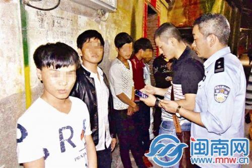 霞梧人口_人口普查图片(2)