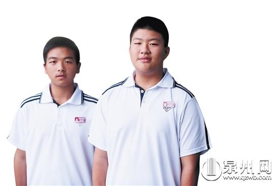 泉州一老人公交车上昏厥 两高中生急救十多分钟_新浪闽南_新浪网