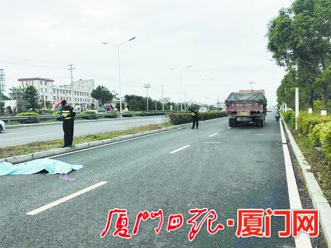 厦门昨清晨发生两起车祸 两人遭碾压命丧车轮下