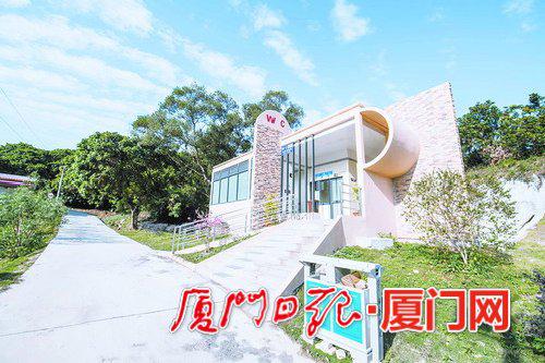 海沧鑫龙谷景区带有第三卫生间的公厕。