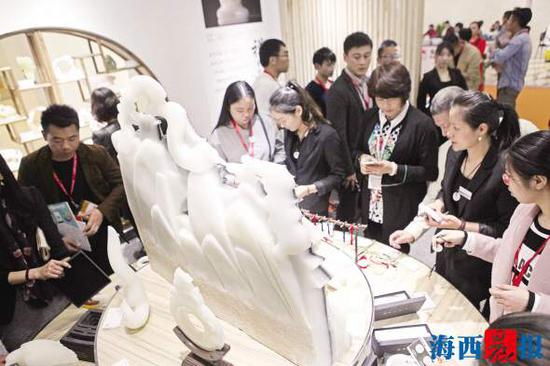 往届厦门国际石材展展出了许多精美玉雕。