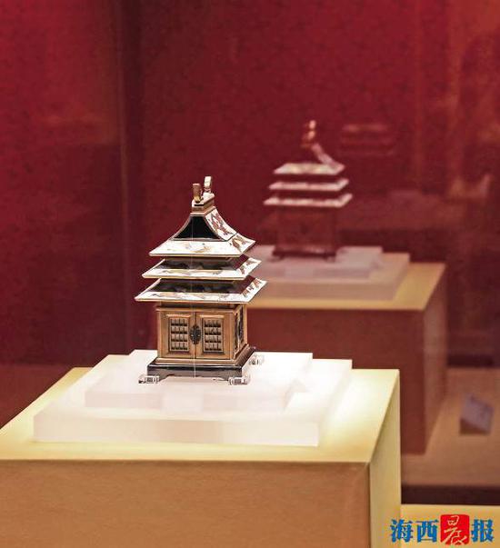 本次共展出藏品219件(套),展品品类丰富。陈理杰图