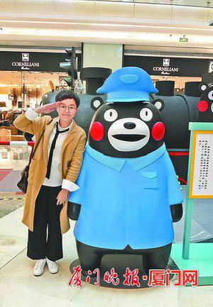-生活中的张世吉展示可爱的一面。