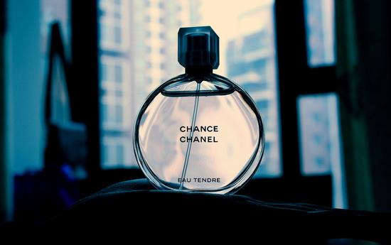 浪漫爆表!厦门惊现2016第一场花瓣雨_新浪闽南_新浪网