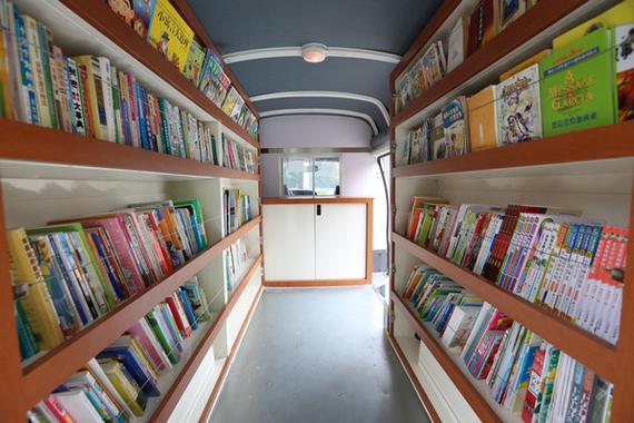 大金龙移动图书馆回访瑞金大布小学_厦门汽车网_新浪汽车_新浪网